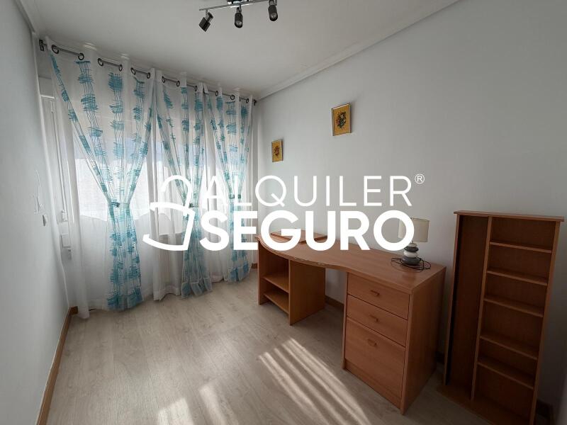 Inmueble en Avenida de la Albufera, MADRID