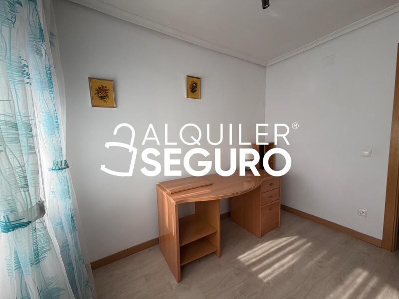 Inmueble en Avenida de la Albufera, MADRID