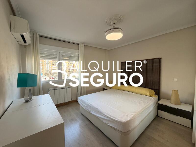 Inmueble en Avenida de la Albufera, MADRID