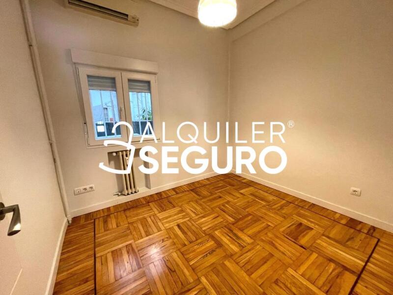 Inmueble en Avenida del Mediterraneo , MADRID