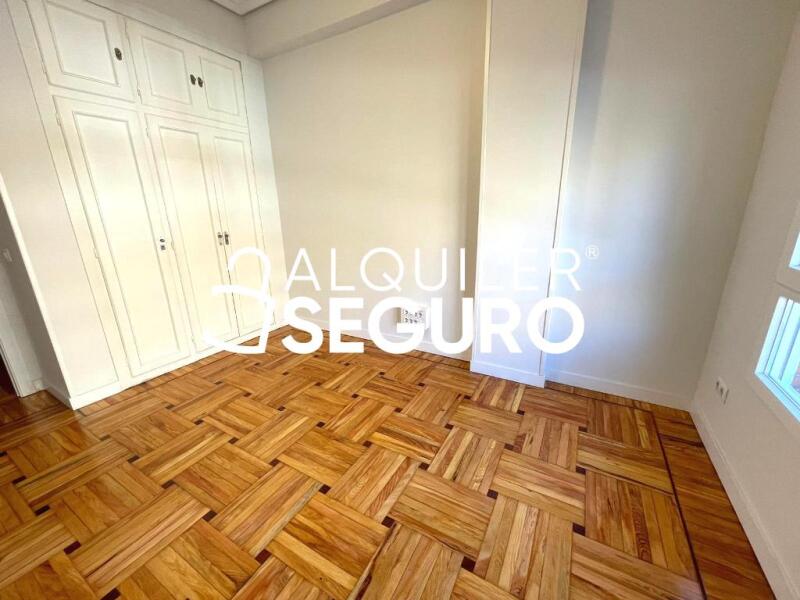 Inmueble en Avenida del Mediterraneo , MADRID