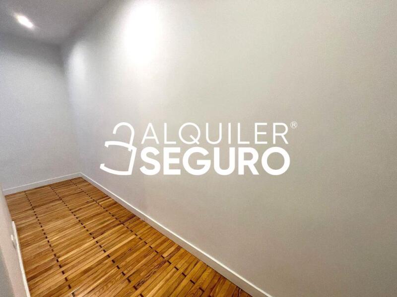 Inmueble en Avenida del Mediterraneo , MADRID