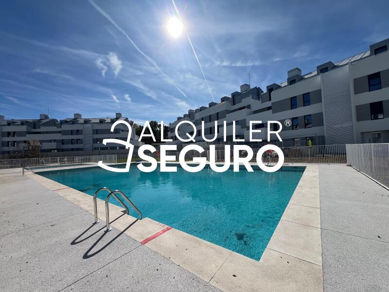 Piso en Calle Tres de abril , COBEÑA MADRID