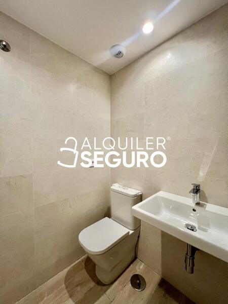 Piso en Calle Tres de abril , COBEÑA MADRID