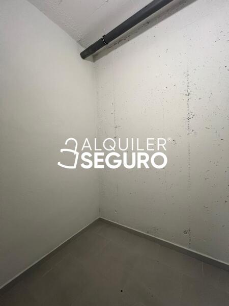 Piso en Calle Tres de abril , COBEÑA MADRID