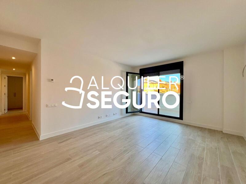 Piso en Calle Tres de abril , COBEÑA MADRID