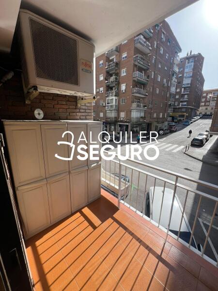 Piso en Calle Esteban Mora, MADRID MADRID