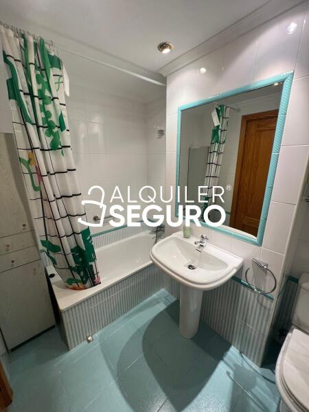 Piso en Calle Esteban Mora, MADRID MADRID