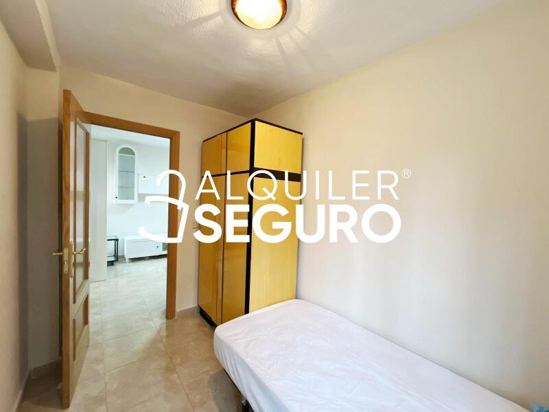 Piso en Calle de Calahorra , MADRID MADRID