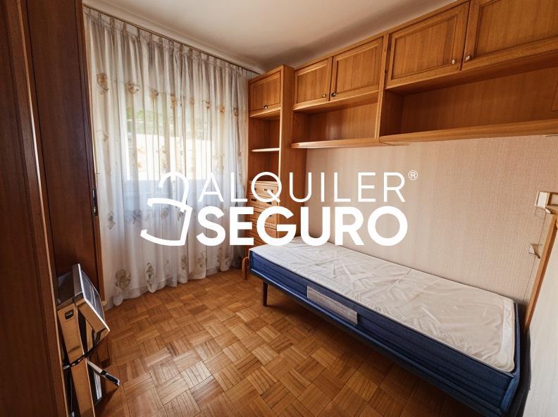 Piso en Calle Yébenes, MADRID MADRID