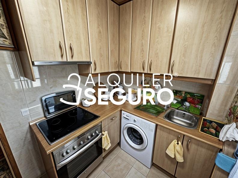 Inmueble en Calle Miguel de la roca, MADRID