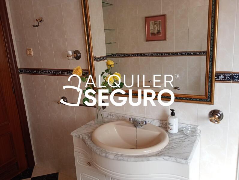 Piso en Calle Conde Duque de Olivares, MÁLAGA MÁLAGA