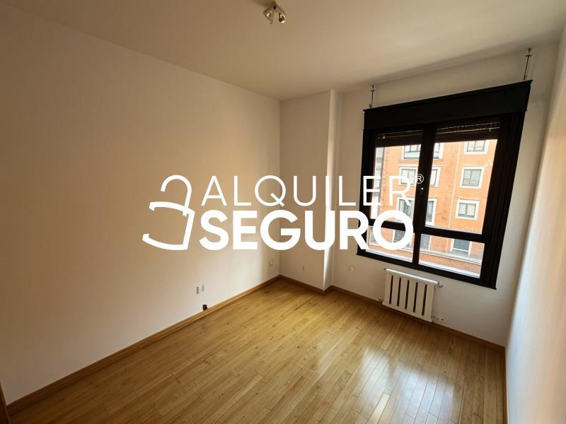 Piso en Calle Frigiliana, MADRID MADRID