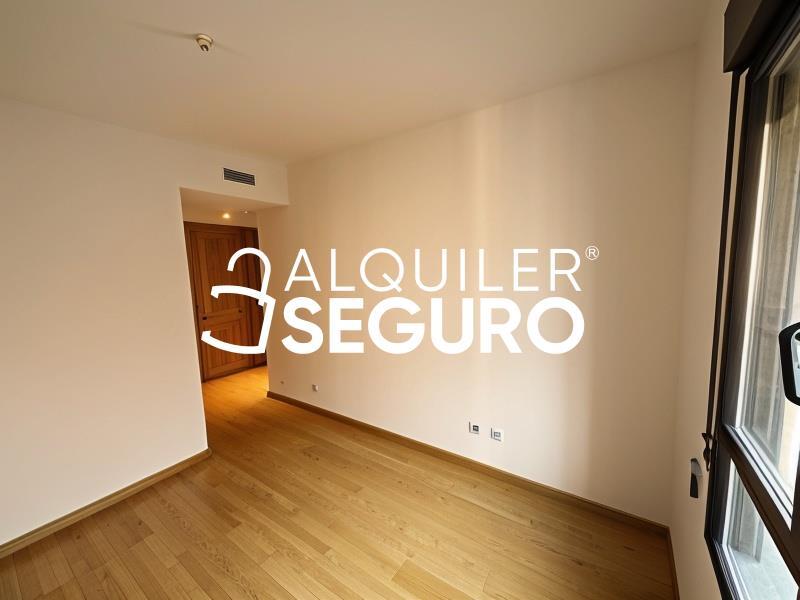 Piso en Calle Frigiliana, MADRID MADRID