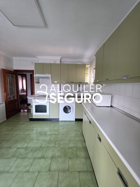 Piso en Calle Juan XXIII, BARAKALDO VIZCAYA-BIZKAIA