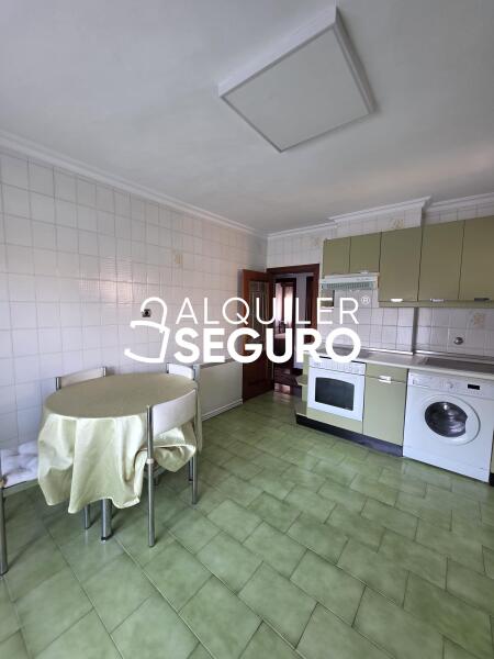 Piso en Calle Juan XXIII, BARAKALDO VIZCAYA-BIZKAIA