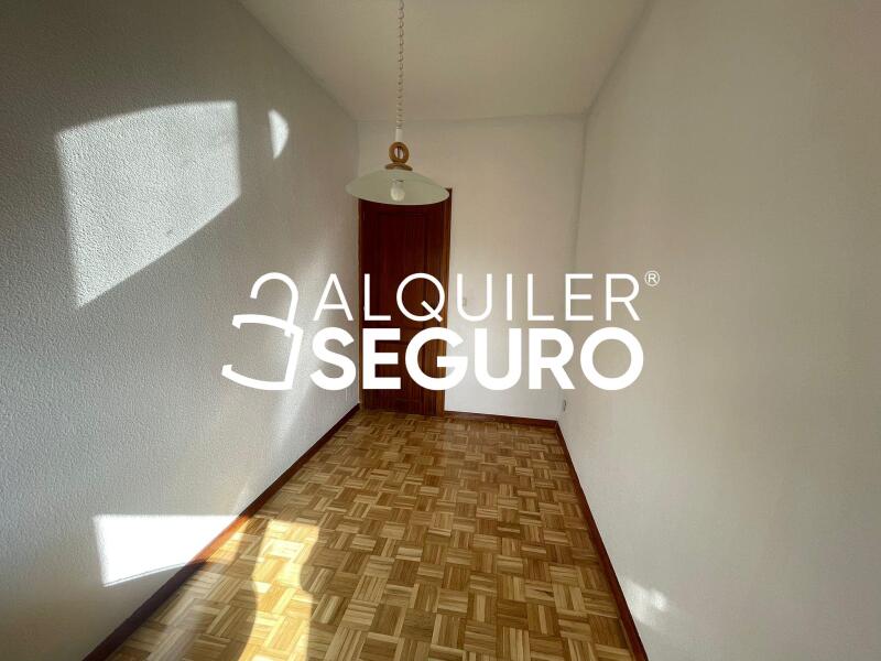 Inmueble en Calle Rafael Finat, MADRID