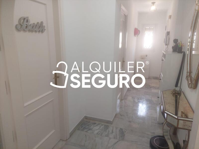 Inmueble en Avenida Carlota Alessandri, MÁLAGA