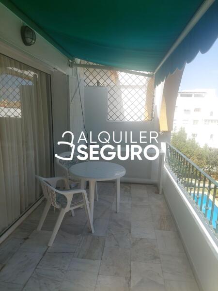 Piso en Avenida Carlota Alessandri, TORREMOLINOS MÁLAGA