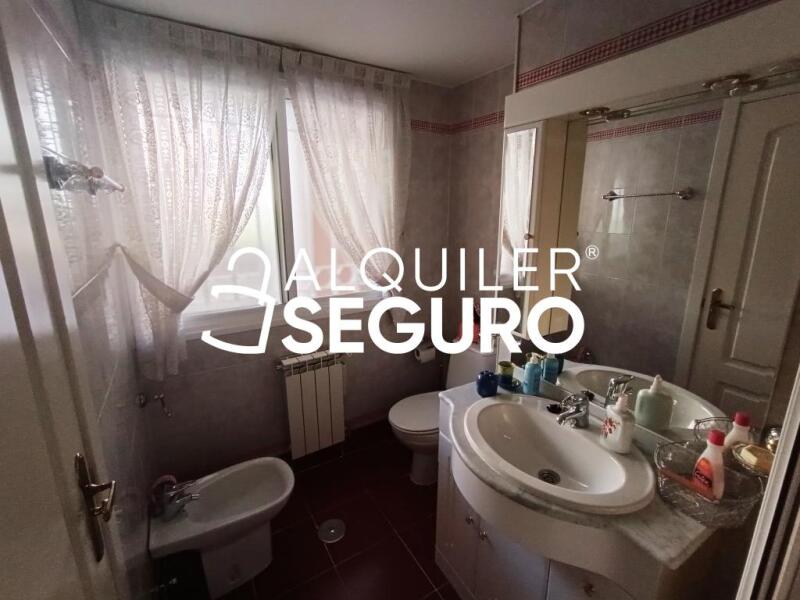 Piso en Plaza Jose Luis Lopez de Aranguren, LEGANÉS MADRID