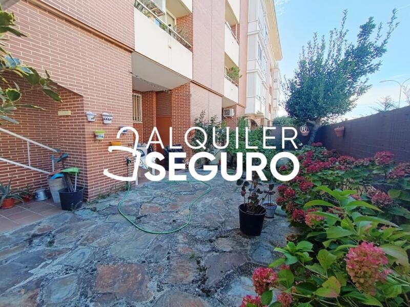 Piso en Plaza Jose Luis Lopez de Aranguren, LEGANÉS MADRID