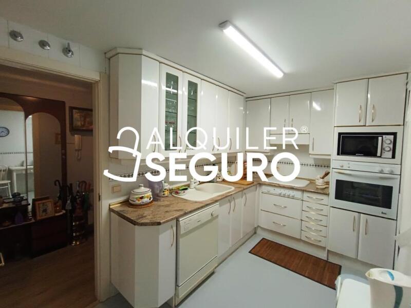 Piso en Plaza Jose Luis Lopez de Aranguren, LEGANÉS MADRID