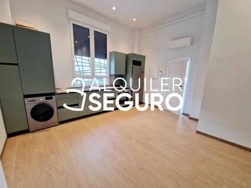 Inmueble en Calle Menorca, MADRID