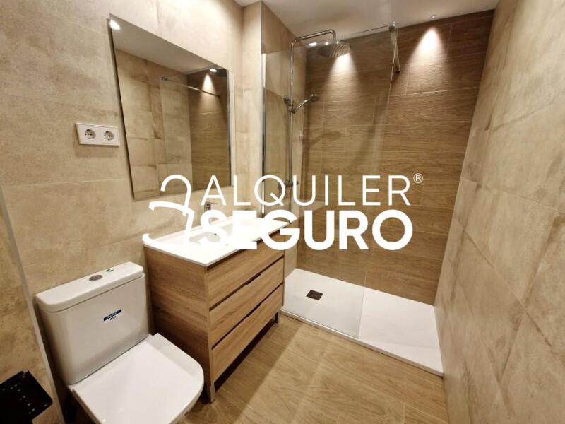 Inmueble en Calle Menorca, MADRID