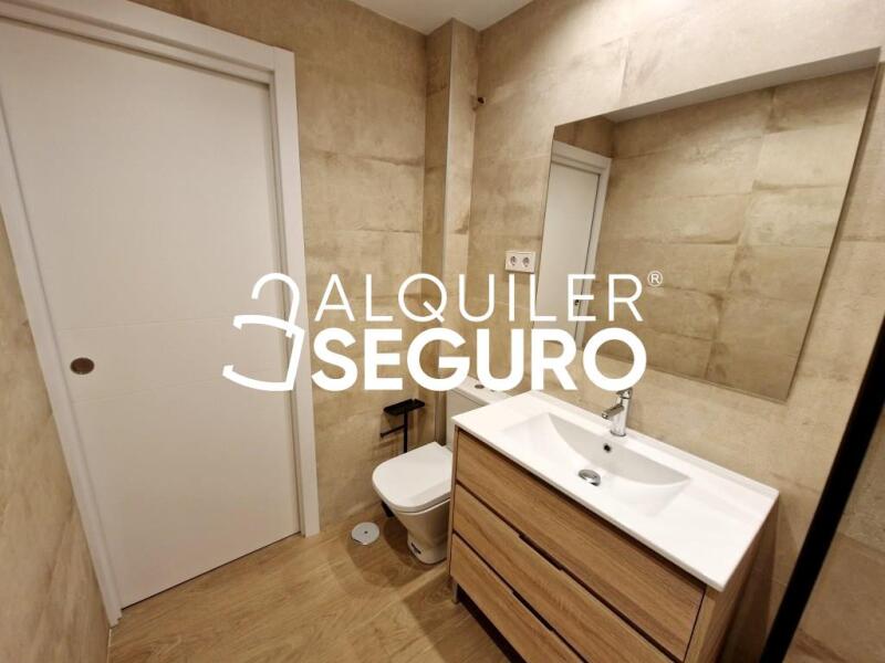 Inmueble en Calle Menorca, MADRID