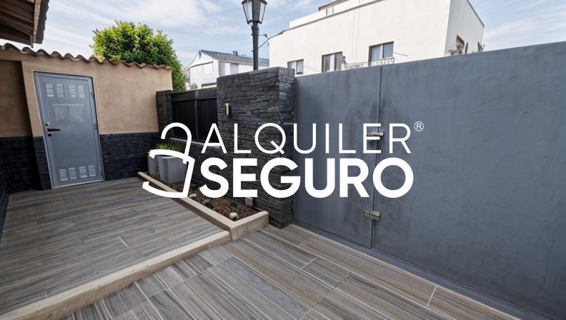 Piso en Calle Matrona Rosario Ramos , SALTERAS SEVILLA