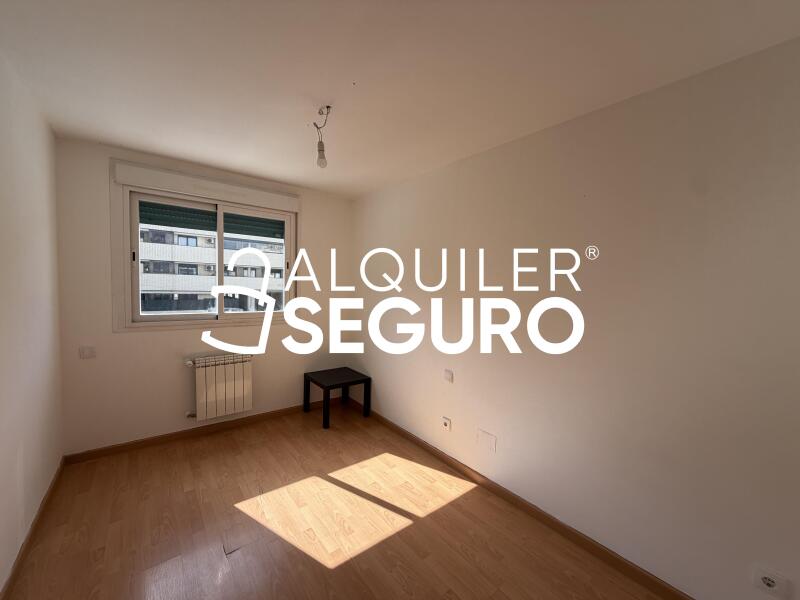 Inmueble en Avenida Juan Pablo II, MADRID