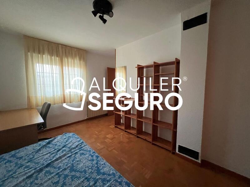 Inmueble en Calle Pablo Neruda , MADRID