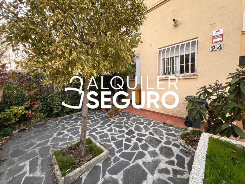 Inmueble en Calle Pablo Neruda , MADRID