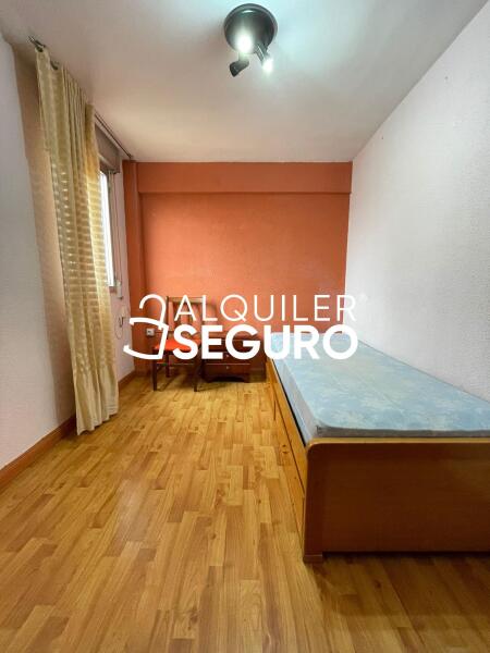 Inmueble en Calle Poeta Blas De Otero, MADRID