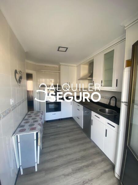 Piso en Calle Grupo Serantes, SANTURTZI VIZCAYA-BIZKAIA