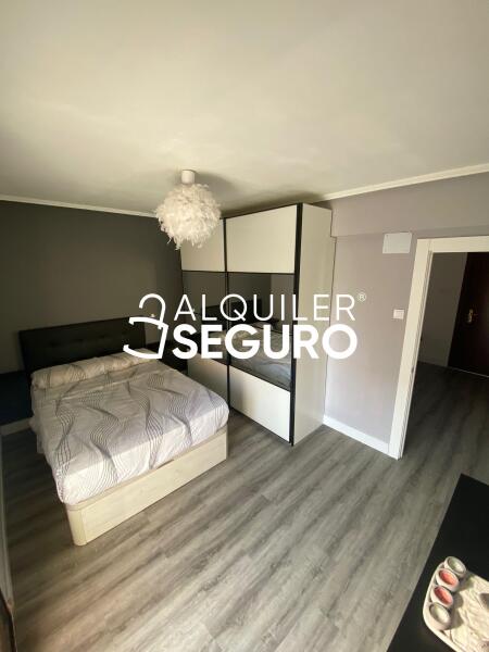 Piso en Calle Grupo Serantes, SANTURTZI VIZCAYA-BIZKAIA