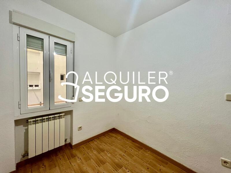 Piso en Calle de La Bañeza, MADRID MADRID