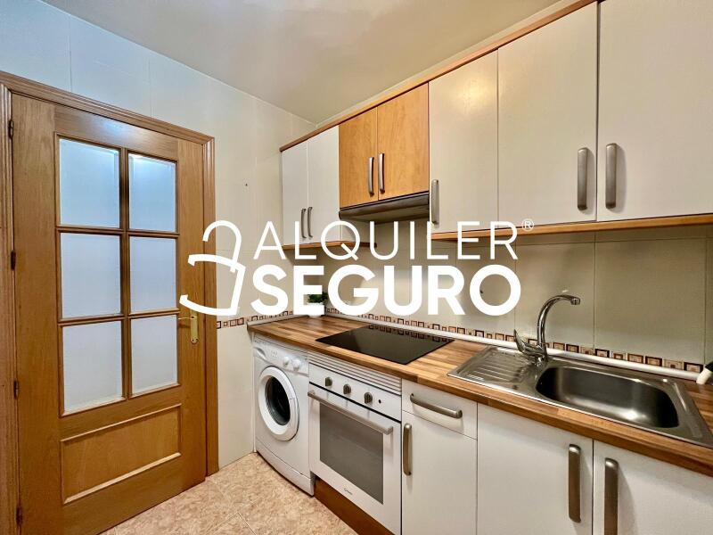 Piso en Calle de La Bañeza, MADRID MADRID