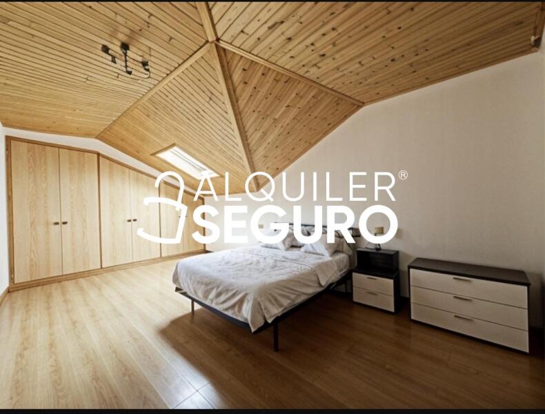 Inmueble en Calle Revuelta, MADRID