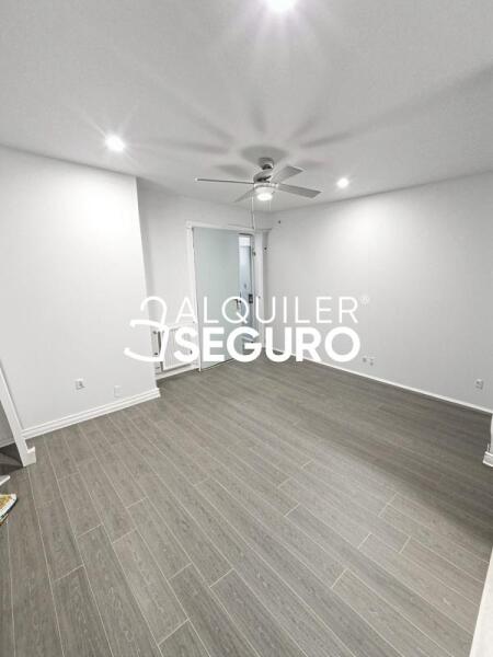 Inmueble en Calle de la Virgen del Pilar , MADRID