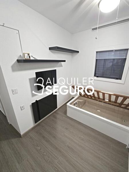 Inmueble en Calle de la Virgen del Pilar , MADRID