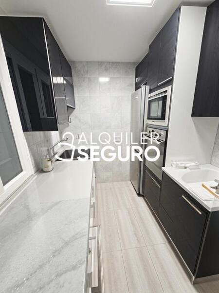 Inmueble en Calle de la Virgen del Pilar , MADRID