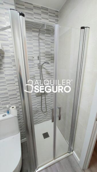 Inmueble en Calle Álava, MADRID