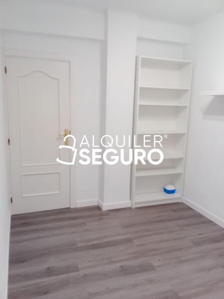 Inmueble en Calle Álava, MADRID