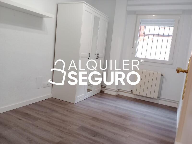 Inmueble en Calle Álava, MADRID