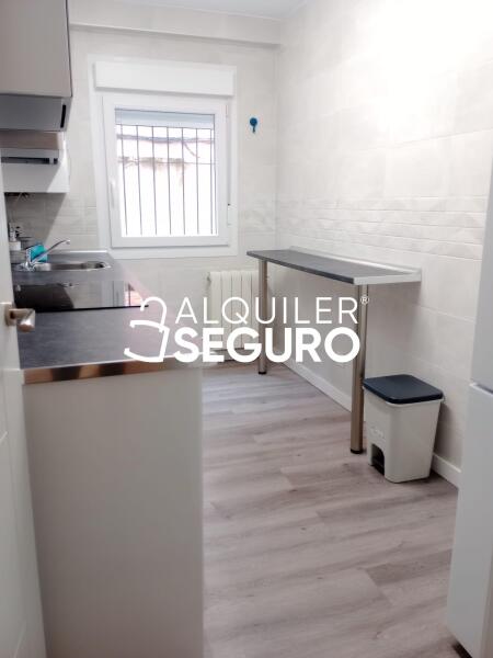 Inmueble en Calle Álava, MADRID