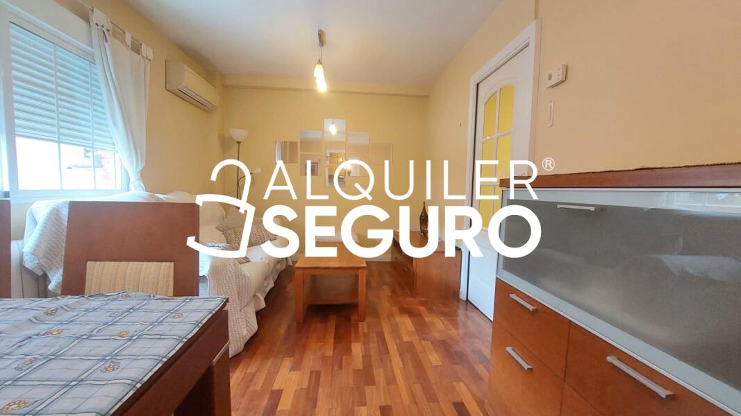 Inmueble en Calle Boltaña, MADRID