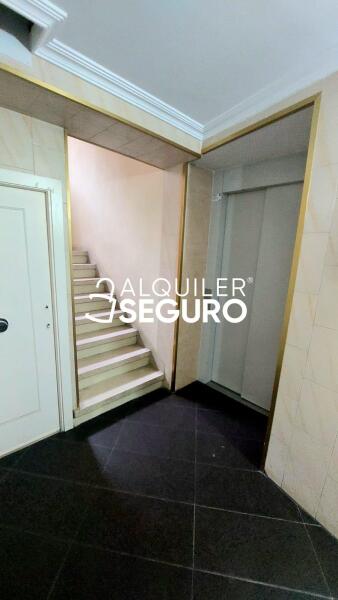 Inmueble en Calle Boltaña, MADRID