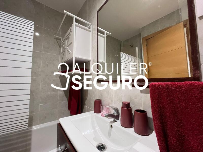 Piso en Calle Voluntarios Macabebes, MADRID MADRID