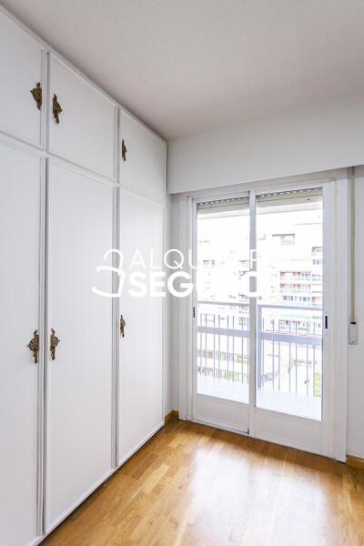 Inmueble en Calle de Conde la de Cimera, MADRID